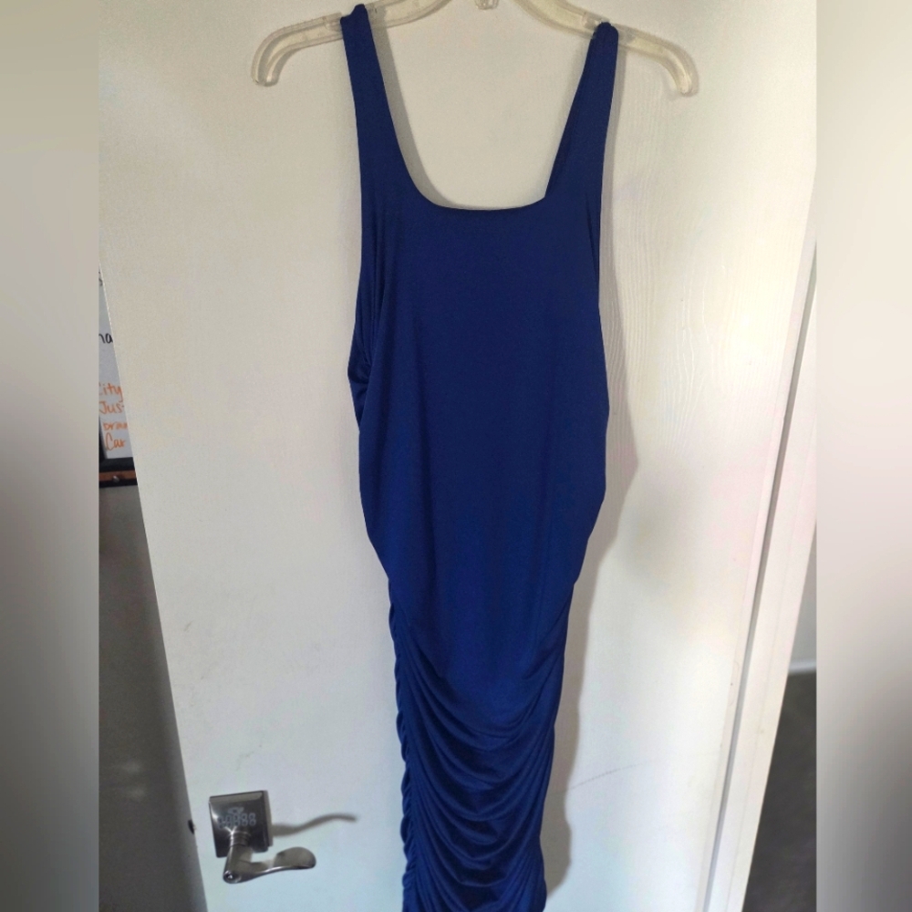 Elegant Blue Sleeveless Dress